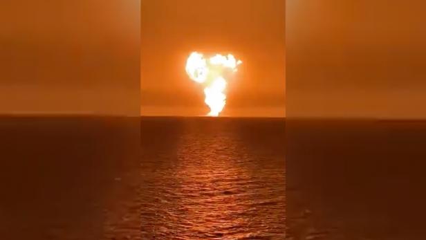 Gewaltige Explosion im Kaspischen Meer