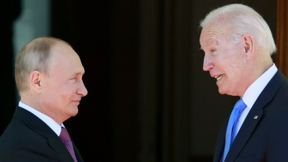 Ukraine-Konflikt: Biden warnt neuerlich Putin