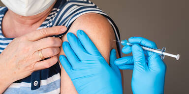 Impf-Pflicht gilt: Strafen erst im April?