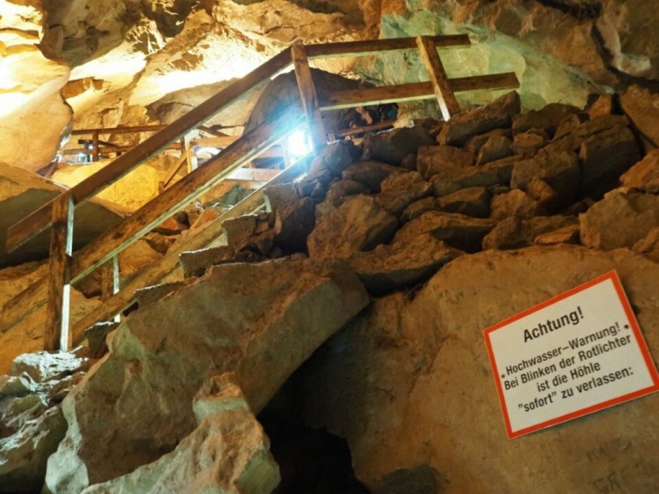 Pinzgau: Drei Forscher in Höhle sind gerettet!