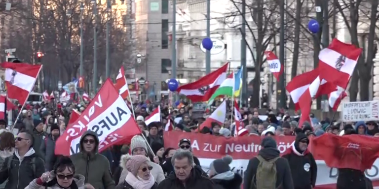 Corona: Mega-Demo in Wien