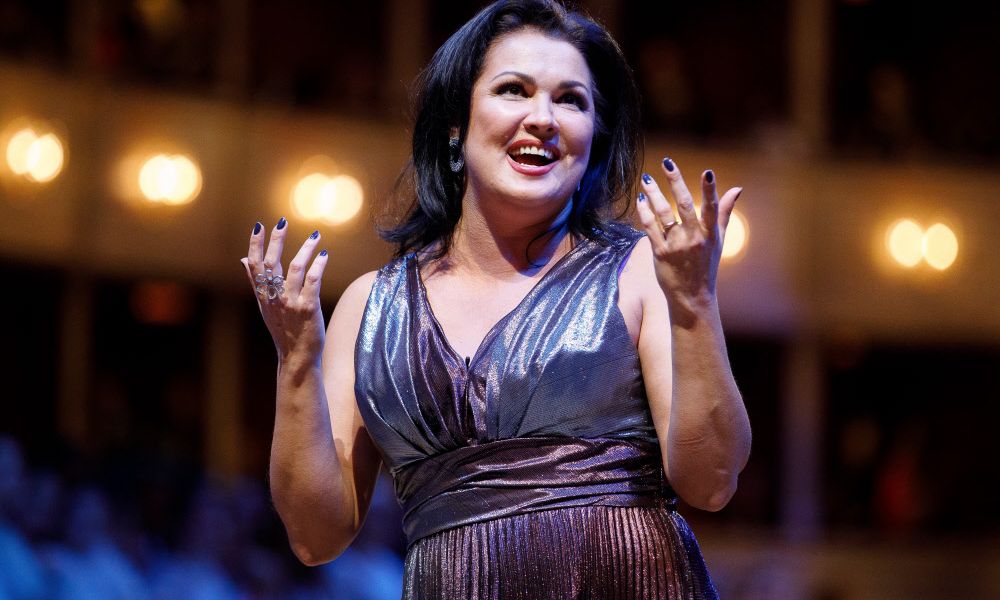 Netrebko sagt alle Auftritte für kommende Monate ab