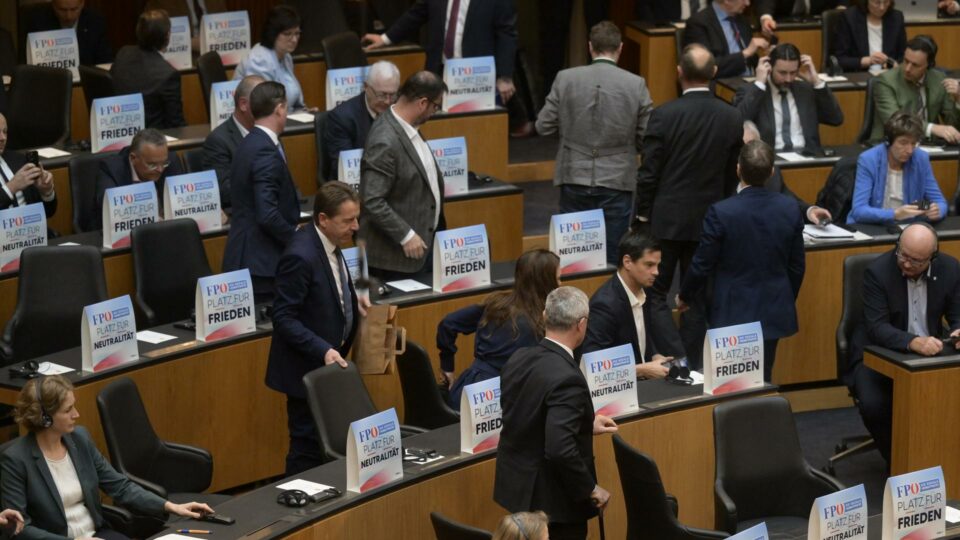 Ukraine-Krieg: Rede von Selenskyj im Parlament